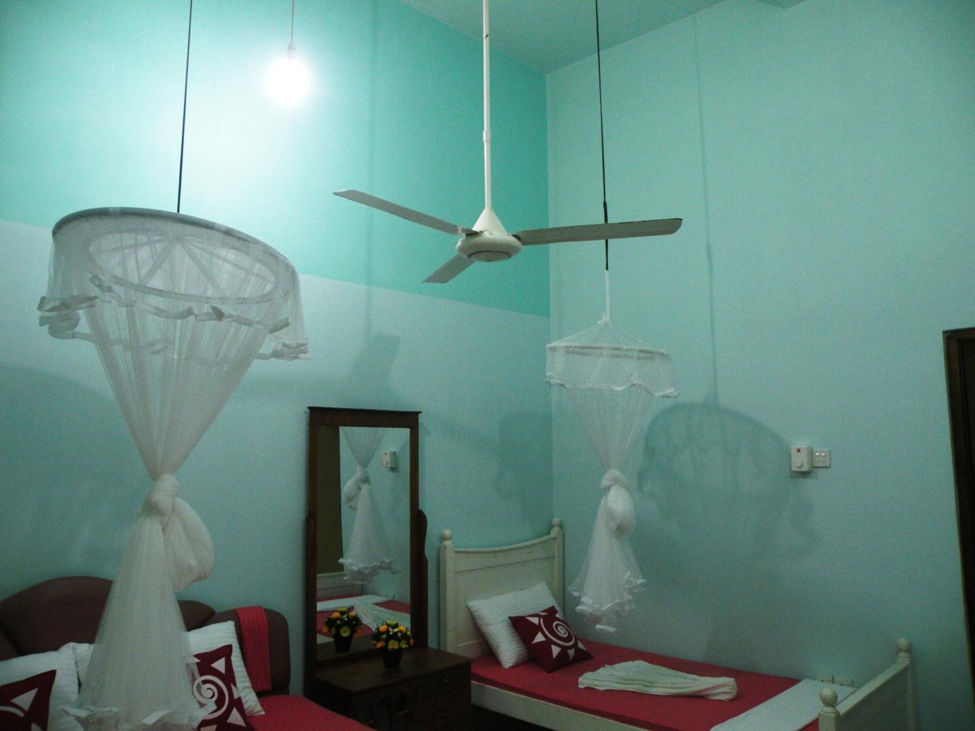 Henderson Airport Residence Νεγκόμπο Δωμάτιο φωτογραφία